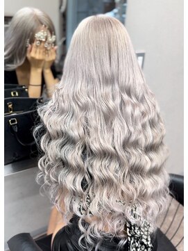 エミーバイモアムー(Emmie byMoremuu) 【Ryuki】ホワイト