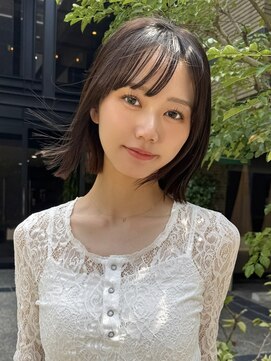 アビー(ABBEY3) シースルミニマルボブショート顔まわり外ハネ切りっぱなし