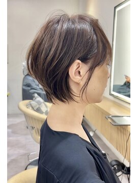 ロンドプロフィール 浦和(Lond profil) 大人可愛い20代30代40代黒髪前下がりショートボブ丸みショート◎