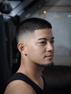 ジ オブスキュア(THE OBSCURE) バズカット×フェード