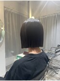 切りっぱなしボブ×ツヤ髪スタイル