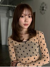 カイラ(KAILA) ミディアムレイヤー透明感ブラウンカラーレイヤースタイル◎杉本