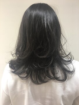 エムサロン 前橋川原(emusalon) ふわふわレイヤーミディ