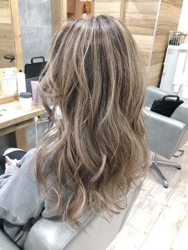 ジゼル(gisele) ハイライト