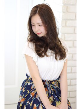 ハーツスタンダード(Hearts Standard) 【ニュアンシーフェミ3rd毛先アッシュブラウン】の秘密♪