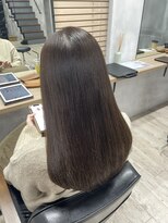 リコ(liko)&nbsp;【liko 三軒茶屋 莉子】髪質改善×艶オリーブグレージュ