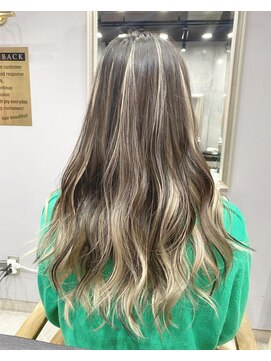 レイドバック(LAID BACK) 【代官山美容室】エクステバレイヤージュ☆