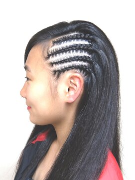 エクステ専門店ミキ 横浜店(MIKI) キッズコーンロウ★学生ダンスイベント★トレンドコーンロウ