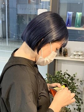 シェノン 西梅田(CHAINON) イメチェン/似合わせカット/ブルーブラック