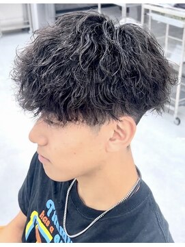グラム 岡崎南店(gram) 波巻きパーマ_メンズマッシュカット