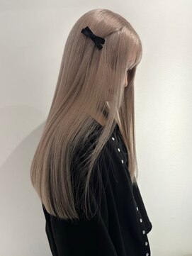 ベレーザ 渋谷(BELEZA) 5825艶髪グレーベージュミルクティーアッシュハイトーンカラー