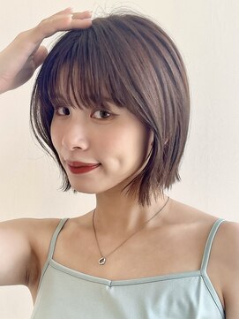 イヴォークトーキョーオーサカ(EVOKE TOKYO osaka) カット ボブ外ハネ 簡単セット ベージュカラー ナチュラル