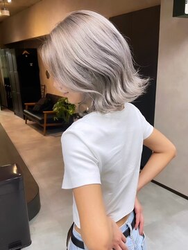 サニー 渋谷(SUNNY) 美髪/ホワイトグレージュ/こなれミディ[渋谷/渋谷駅]