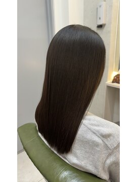 フィンバイナンバー 小山(Fin. by Number.) 極艶V.I.Pストレート