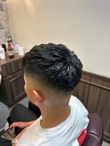 ミリオンバックス 神田店(Million Bucks)&nbsp;スパイキーショート/スペインカール<理容室>[メンズ/床屋/神田]