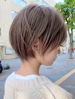 ラフ 新宿(Laff)&nbsp;新宿 大人可愛い 20代30代40代 丸みショート 切りっぱなしボブ