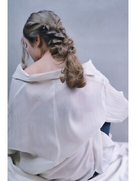 シャルヘアーデザイン(Shall hair design) 編みおろしヘアー