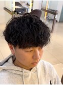 メンズ マッシュ 波巻きパーマ トップのボリュームup