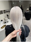 シルバーホワイト