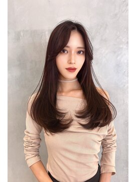 ジーナ 名駅(XENA.) 小顔レイヤーロング / くびれレイヤー / 大人レイヤーロング