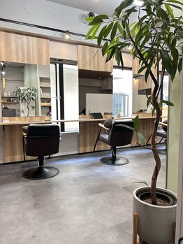 ノイ(noi.)の写真/【自由が丘駅徒歩30秒】朝9時オープン&駅徒歩30秒！ストレスフリーで日常の中に無理なく通えるサロン"noi."
