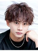 ツイストスパイラルパーマメンズラウンドマッシュ刈り上げ