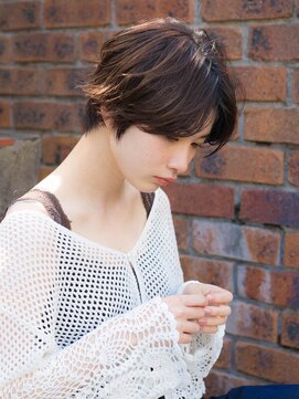 ルティア(Lutia) エアリー外ハネショート☆