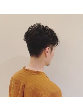 ノノリリ(NONORIRI) 黒髪ビジネスカジュアル◎ナチュラルリッジパーマワックスなし