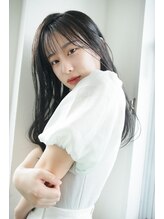 kakko のスタイリストは、《乾かすだけでキマる髪》を追求、お約束します。