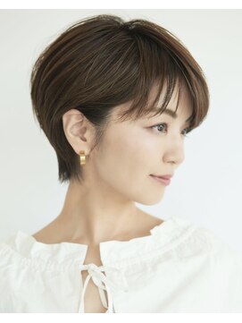 ファチュール(fAture.) 30代40代50代ショートレイヤーグレージュ柔らかヘア