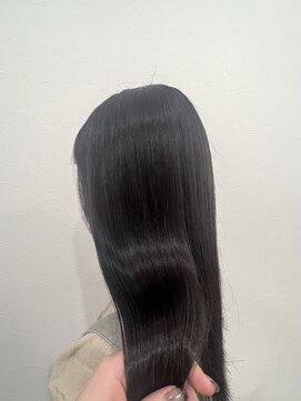 ミザルー(Misirlou) ｜髪質改善トリートメントで艶髪へ｜