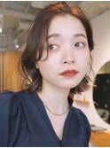 顔周りレイヤーカットくびれヘアミルクティーベージュカラー