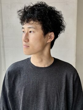 ヘアー アイス ルーチェ(HAIR ICI LUCE) メンズ/眉毛/スパイキーピンパーマ/刈り上げない/清潔感/大矢