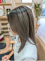 エスト(EST)&nbsp;シルバー×シャドールーツ