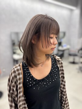 マーシュ ルーヴェ(marshu Luve) グレージュ/レイヤーカット/ブリーチ/ダブルカラー