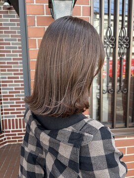 キュアリスタ ヘア ラボラトリー(Curelista Hair Laboratory) 肩ラインロブ