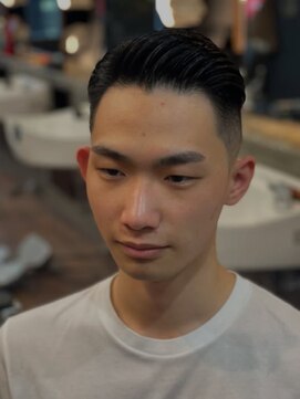 ビジネスサイドパーマで魅せるBARBERクラシックオールバック