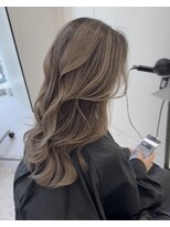 ジュイル ハラジュク(JEWIL HARAJUKU)&nbsp;レイヤースタイルが美しいバレイヤージュ/20代/30代/40代/原宿