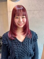 ブルーメ(Blume...)&nbsp;レイヤーカット/カシスカラー/暖色系カラー/艶髪