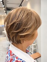ヴィータ 田町(vi ta)&nbsp;白髪を生かしたヘアスタイル