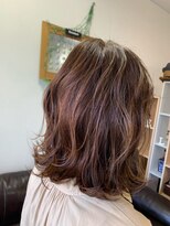 エルフゥ(Elle fou)&nbsp;くせ毛風ゆるふわツヤ感ロブ