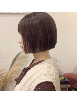 マウロア(MAULOA) "ストレートラインの今っぽボブ"ayumi