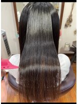 美容室 メザミー MESAMIES 髪質改善縮毛矯正 ナチュラル暗髪 ツヤ髪ストレートロング