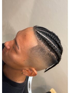 バーバーショップ ライズ(Barber Shop RAIzE) コーンロウ