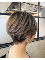 ジェルム ヘアーワークス(germe hair works)&nbsp;ハイライトショートスタイル