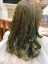 ヘアーアンドライフ ハート(hair&life HEART)&nbsp;マット×グリーン　ハイライトダルカラー
