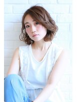 サロン ド ユーア(salon de yuua)&nbsp;広島　中区大手町美容院　ミディアム　パーマスタイル