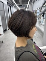 ロエ 元町店(Loe) 元町石川町レイヤーカット韓国ダブルカラー顔周り前髪カットボブ