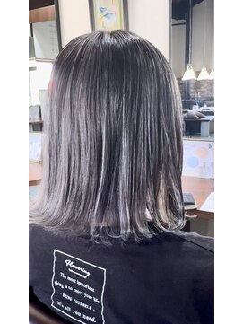 サロン クラッチ クリエイティブ コンセプト(salon CLUTCH creative concept) barayage　バレイヤージュ