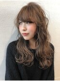 フォギーベージュ